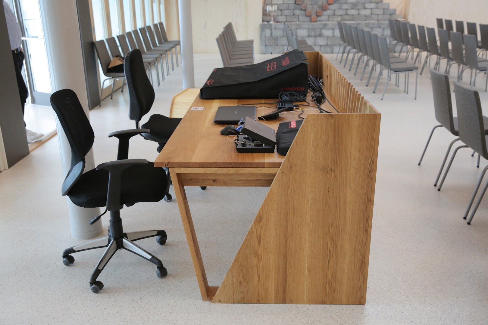 SNEKKER ROBERT CUSTOM FURNITURE AS — Bilder 9